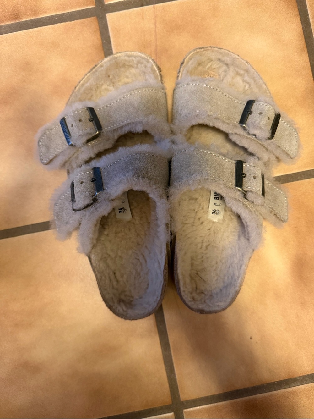 Birkenstock Women’s Size 36 Shearling Double-Buckle Slide Sandals in Light Beige